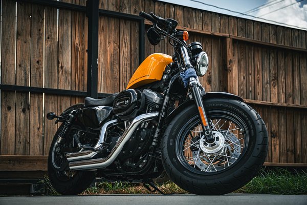 Quand et Comment Remplacer Vos Pneus pour une Sécurité Maximale et une Conduite Optimale