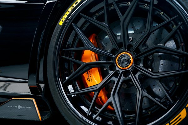 Tout ce qu'il faut savoir avant d'offrir une moto électrique à votre enfant